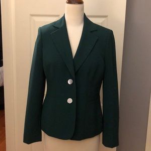 Nipon Boutique hunter green blazer